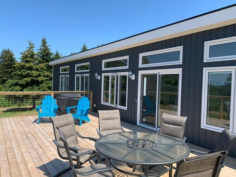 Property building, BBQ facilities, Balcony/Terrace