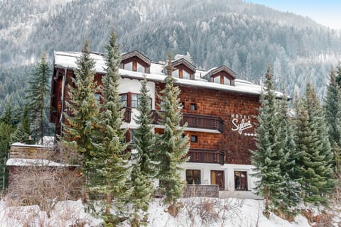 Property building, Winter