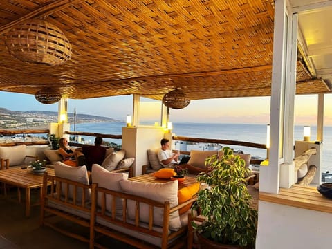 Property building, Balcony/Terrace