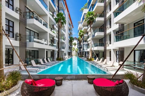 Property building, Pool view, Swimming pool