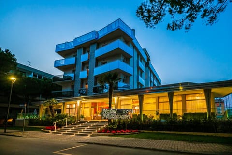 Hotel President Hotel in Bibione