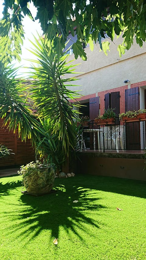 Garden, Garden view