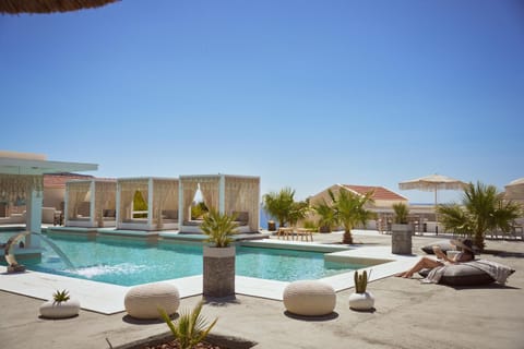 Pool view, Swimming pool, Swimming pool, sunbed