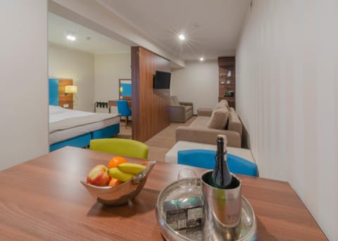 Dining area, Alcoholic drinks