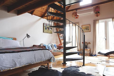 Living room, Photo of the whole room