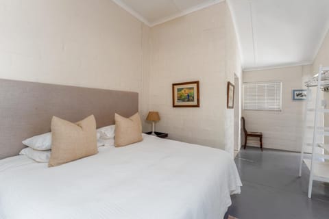 Honeyrock Cottages Nature lodge in Western Cape