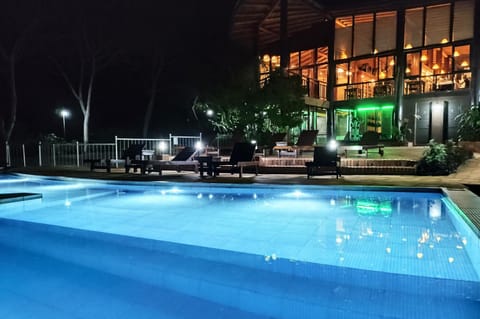Property building, Swimming pool