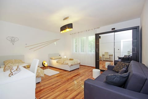 Living room, Seating area, Beach, Garden view
