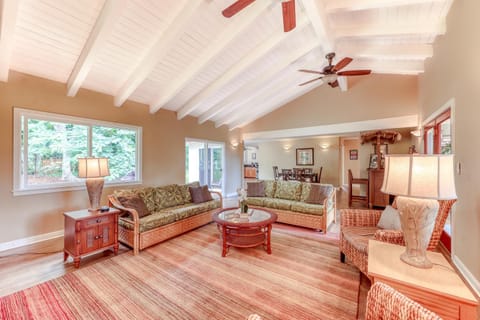 Tiki Hale House in Princeville