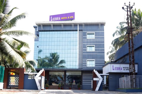 Property building, Street view