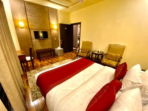 Property building, Photo of the whole room