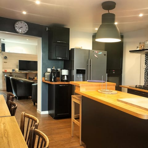 Living room, Communal kitchen, pet friendly