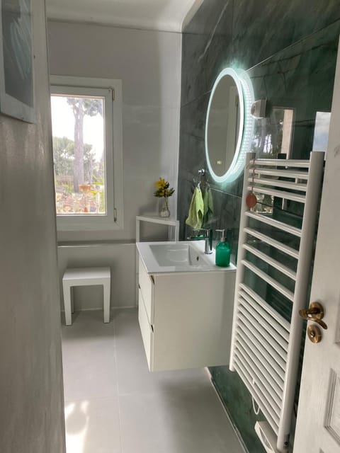 FRAROCKA B and B Vacation rental in La Ciotat