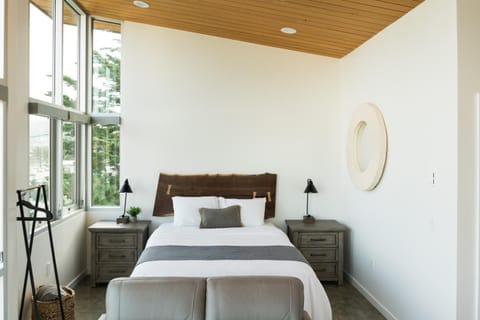 Anchor Inn Pacifica Hotel in Pedro Point