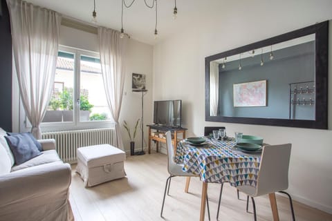 Dante7 by Welc(H)ome Apartment in Treviso