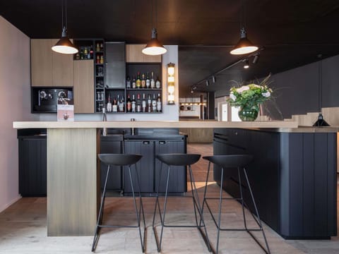 Property building, Lounge or bar