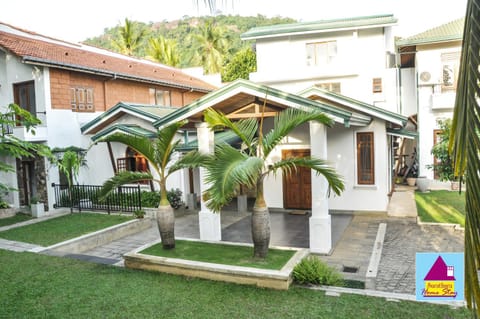 Property building, Garden, Garden view