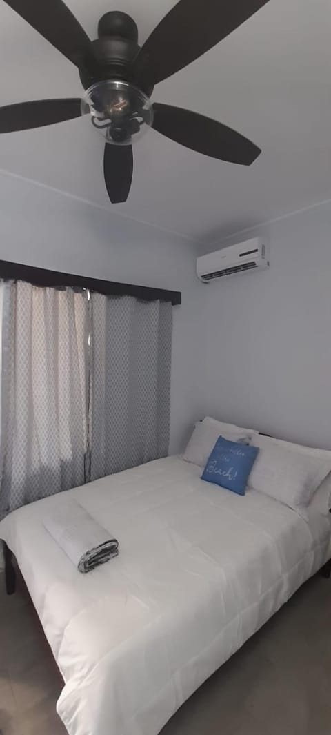 Serenade Hotel Hotel in Placencia