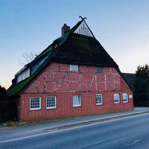 Property building, Sunrise