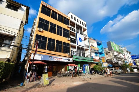 Property building, Day