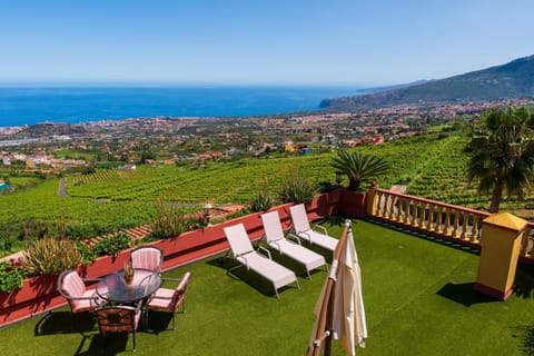 Off site, Balcony/Terrace, Garden view, Sea view