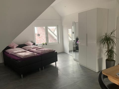 Bed, Bedroom, wardrobe