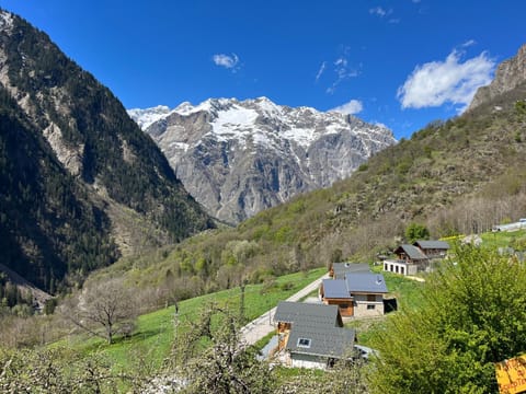 Spring, Natural landscape, Mountain view