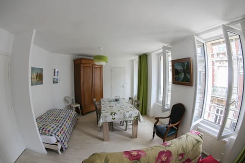 GAUTIER 3 Etoiles Apartment in Granville