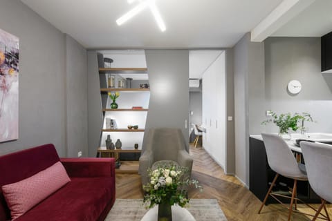 Living room, Photo of the whole room, Seating area