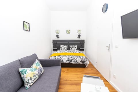 Living room, Seating area, Bedroom