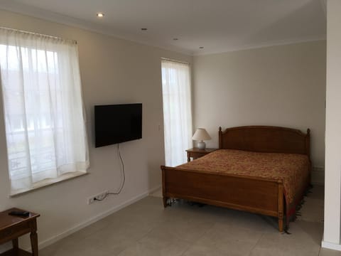 Großzügiges Appartement -ruhig und doch zentral Apartment in Bergisch Gladbach