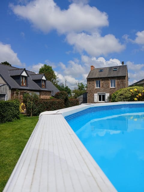 Property building, Pool view, Swimming pool