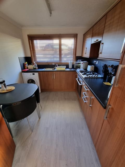 Coffee/tea facilities, Kitchen or kitchenette, Dining area, minibar, pet friendly, toaster, washing machine