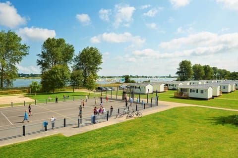 Bird's eye view, Lake view