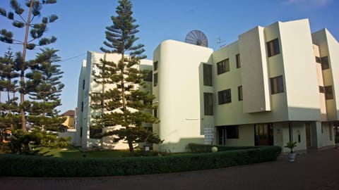 Property building, Day