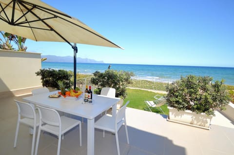 Patio, Garden, Garden view