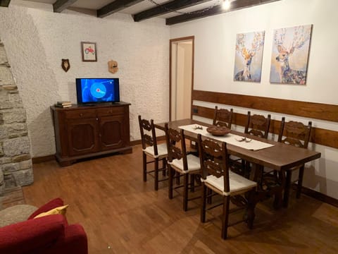 Snow peak Apartment in Ponte di Legno