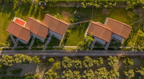 Property building, Facade/entrance, Bird's eye view