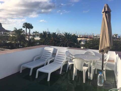 View (from property/room), Balcony/Terrace