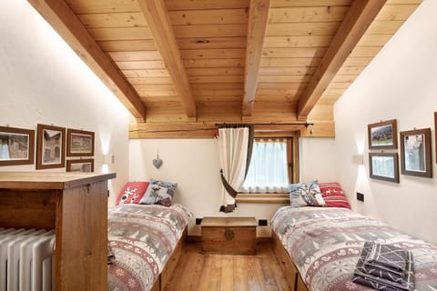 Property building, Living room, Bedroom