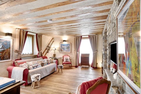 Property building, Living room