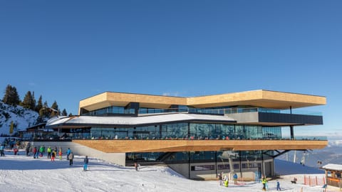 Property building, Winter