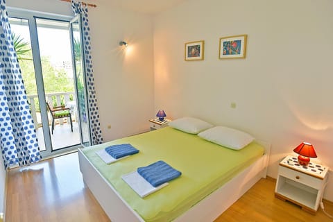 Balcony/Terrace, Decorative detail, Bedroom