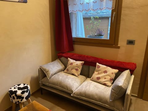 La Corbeille House in Aosta Valley, Italy