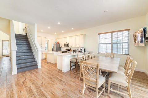 TV and multimedia, Dining area, kitchen