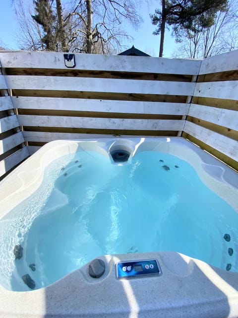 Beaver 1 HuntersMoon-warminster-Wiltshire House in Warminster