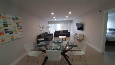 Designer River View Apartments Apartment in Fort Lauderdale