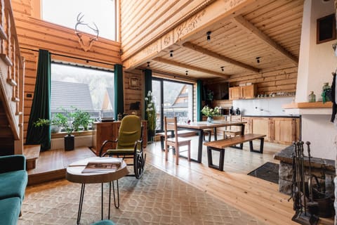 TV and multimedia, Balcony/Terrace, Kitchen or kitchenette, Living room, Seating area, Dining area