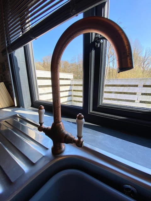 Otter 1 HuntersMoon-Warminster-Longleat-Wiltshire House in Warminster