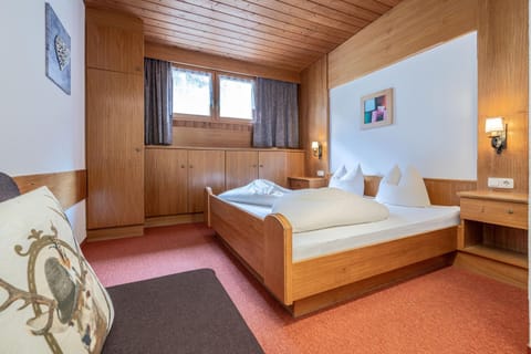 Haus Birkenheim Bed and Breakfast in Soelden